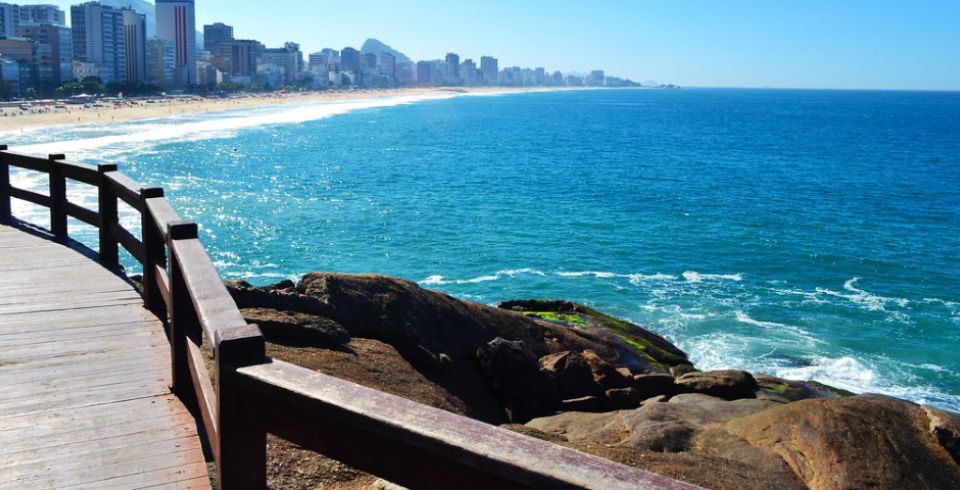 Observatórios do Mar Regular, um forte, um mirante e uma fortaleza