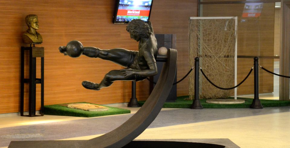 Tour Regular Visita ao Templo Sagrado do Futebol (Maracanã)